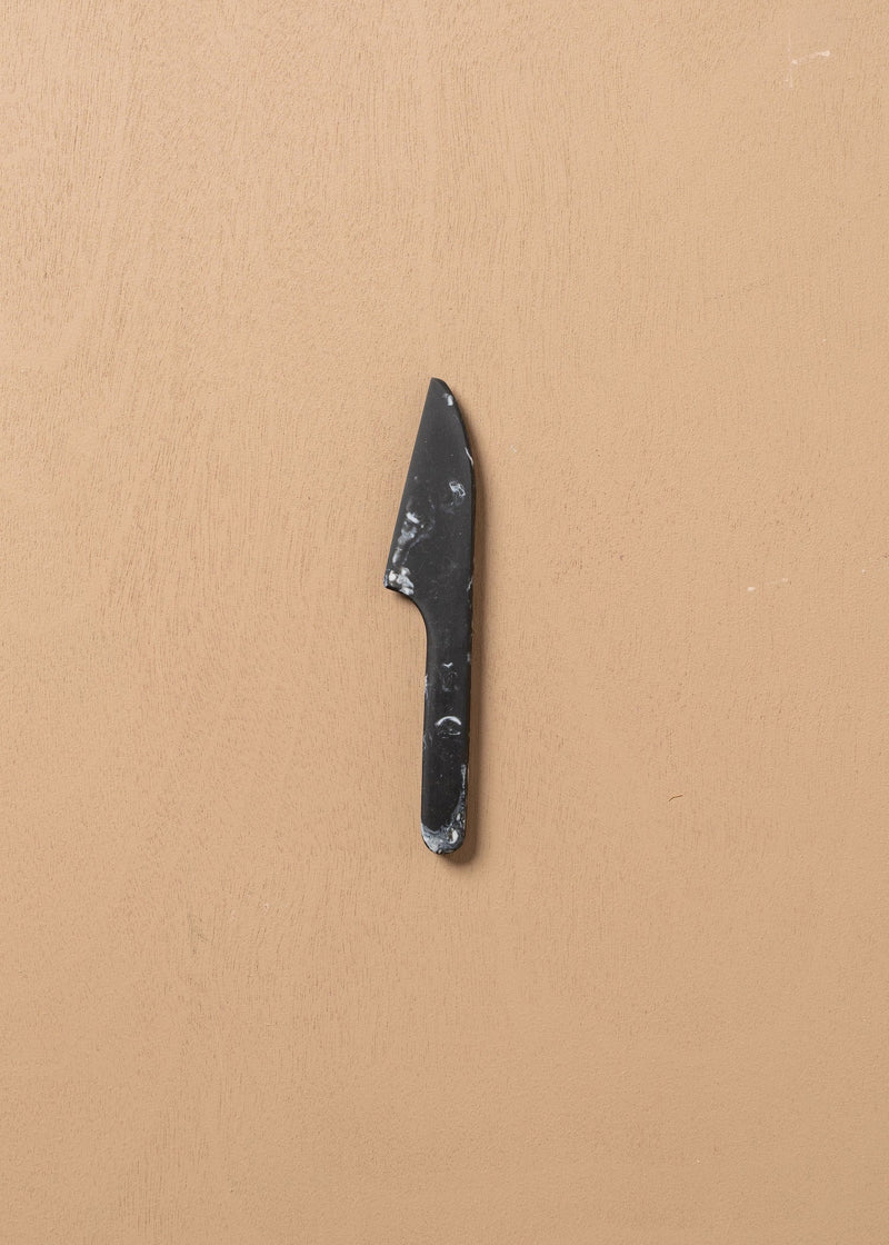 Flow Straight Cheese Knife |  Ash Black
